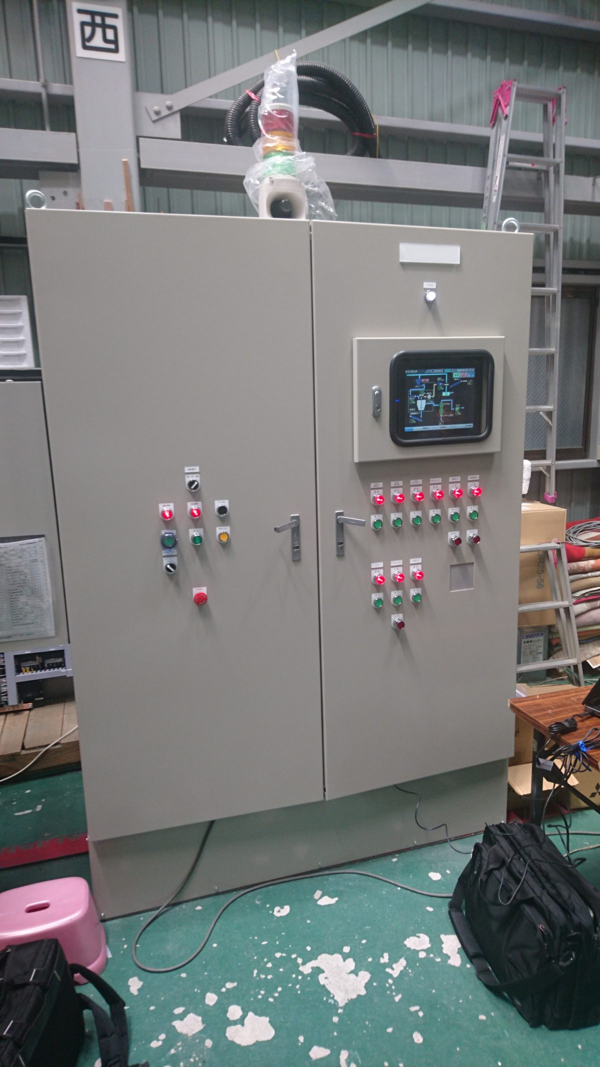 製作中の制御盤です!! | 制御盤、操作盤の設計･製作なら西村電機工業